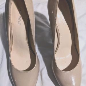 Nine West beige Heels